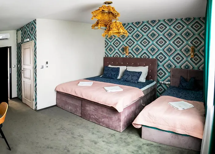 - Sinaloa Ξενοδοχείο Ruda Slaska